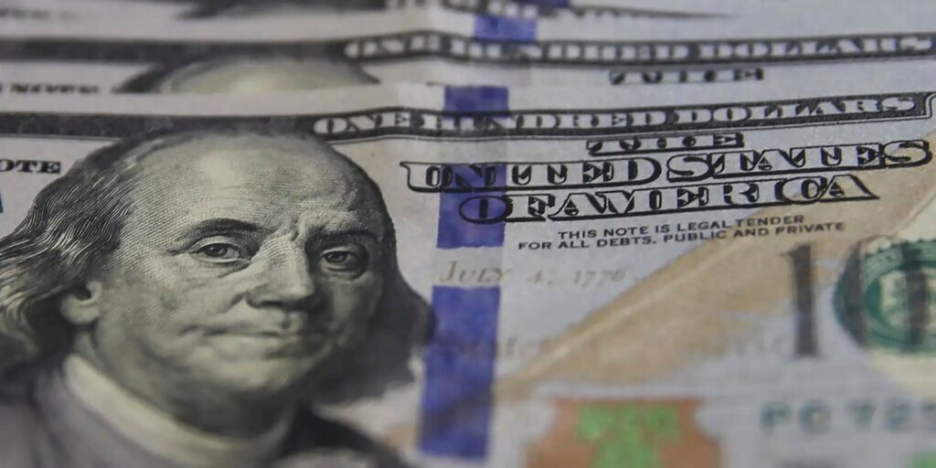dolar-cai-para-r$-5,84-apos-suspensao-de-tarifaco-de-trump