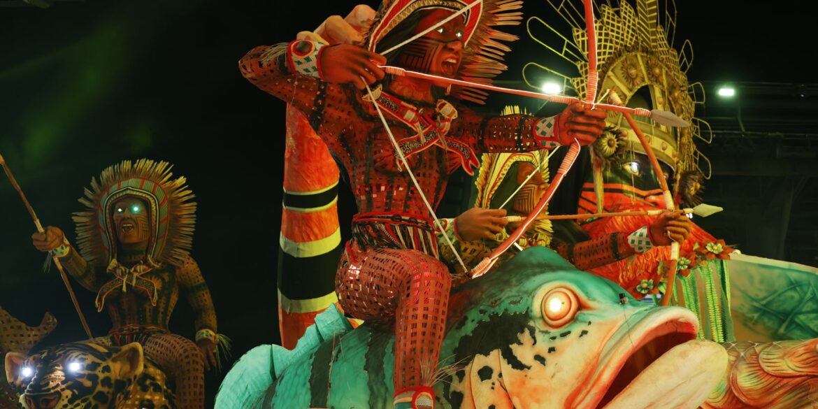 festival-de-parintins:-estacao-da-cultura-vai-alem-do-boi-bumba