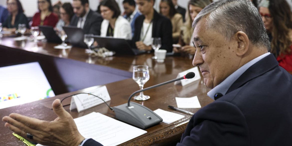 governo-rejeita-desoneracao-para-compensar-reducao-de-jornada