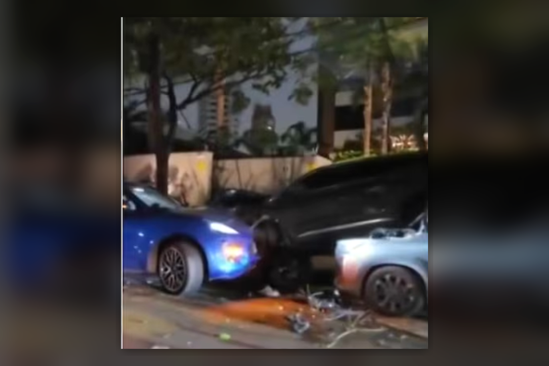 Motorista de Porsche é preso após atingir quatro carros estacionados em São Paulo